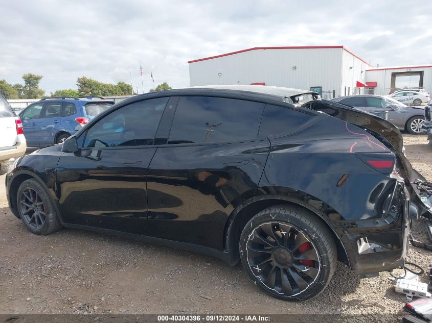 2022 TESLA MODEL Y PERFORMANCE DUAL MOTOR ALL-WHEEL DRIVE - 7SAYGDEF5NF364140