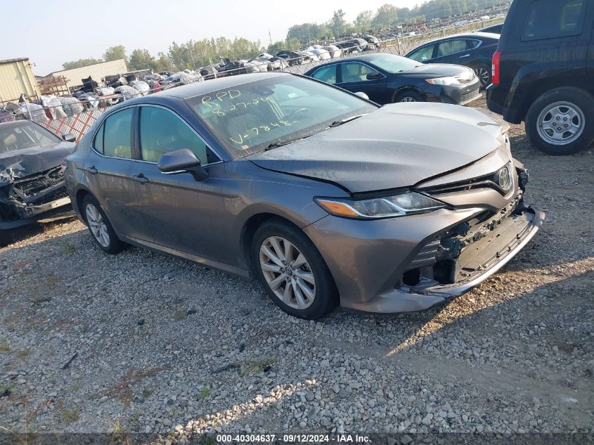 4T1B11HK4JU077848 2018 TOYOTA CAMRY - Image 1