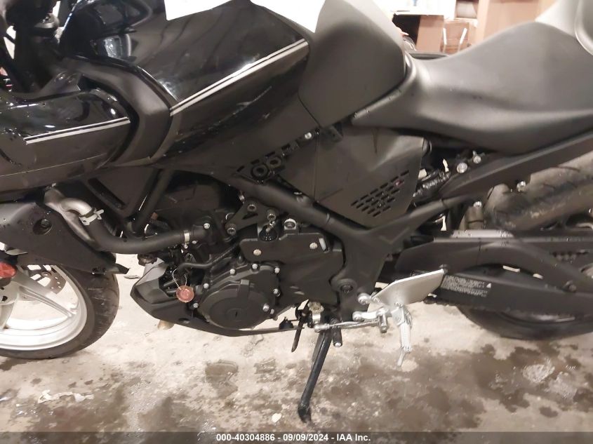 2020 Yamaha Mt-03 VIN: MH3RH20Y4LK001566 Lot: 40304886