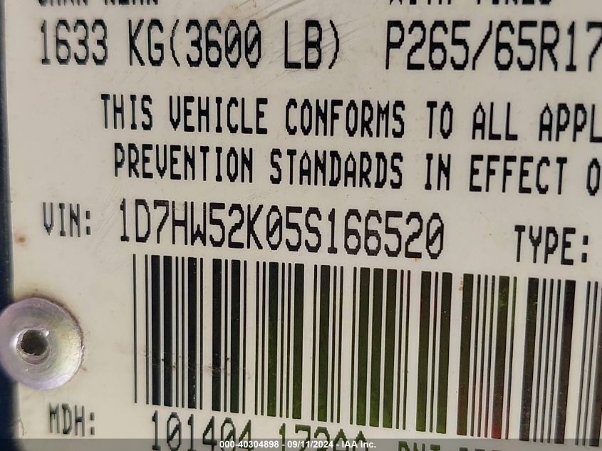 2005 Dodge Dakota Laramie VIN: 1D7HW52K05S166520 Lot: 40304898