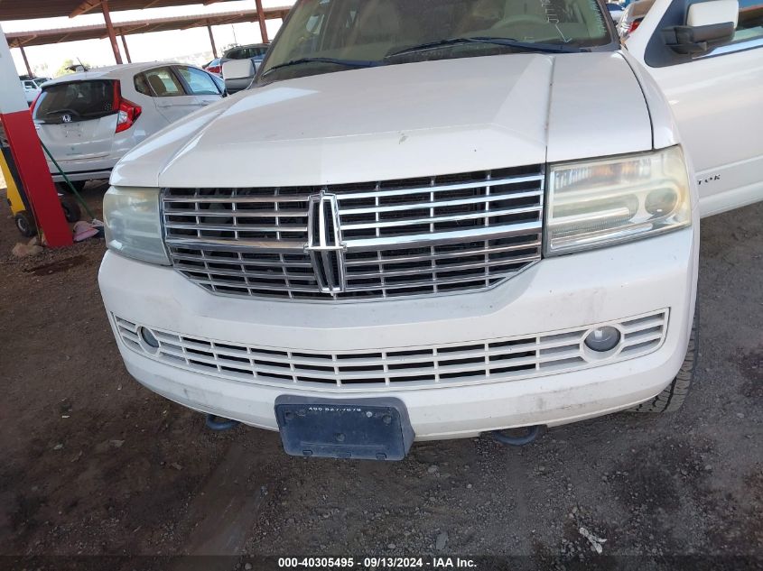 2008 Lincoln Navigator VIN: 5LMFU27528LJ17724 Lot: 40305495