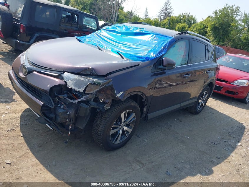 2018 TOYOTA RAV4 XLE - 2T3RFREV0JW704226