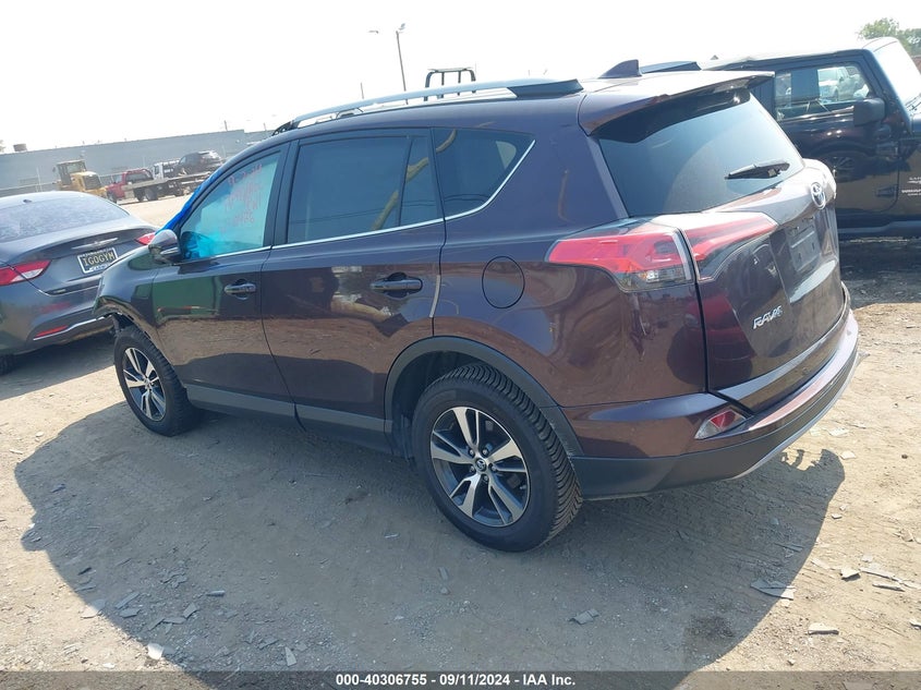 2018 TOYOTA RAV4 XLE - 2T3RFREV0JW704226