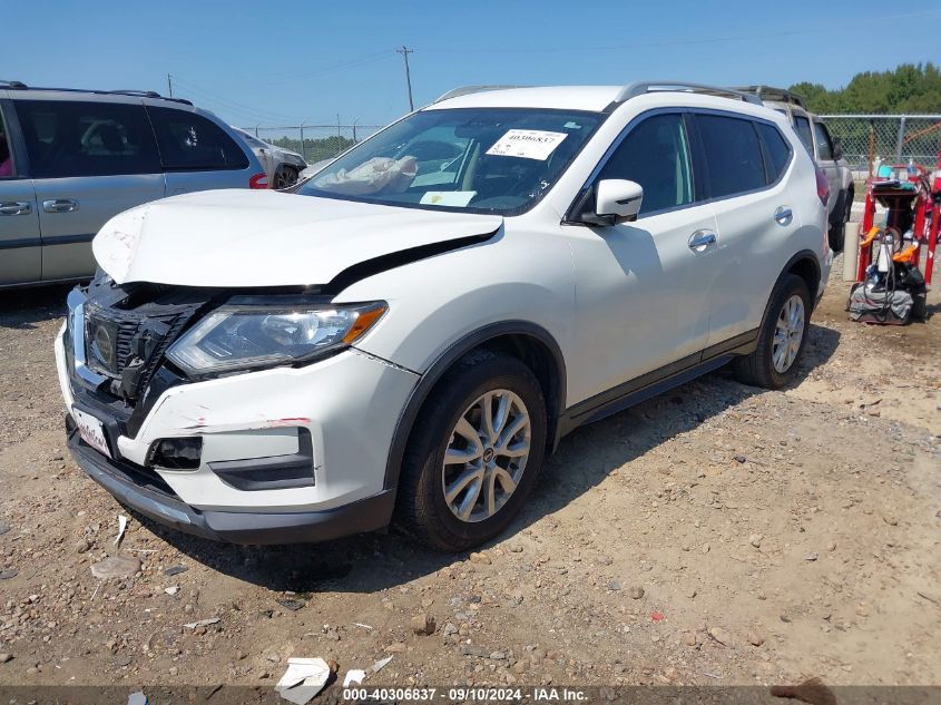 5N1AT2MV0HC878742 2017 NISSAN ROGUE - Image 2