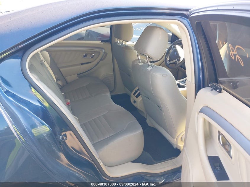 2017 FORD TAURUS SE - 1FAHP2D85HG122811