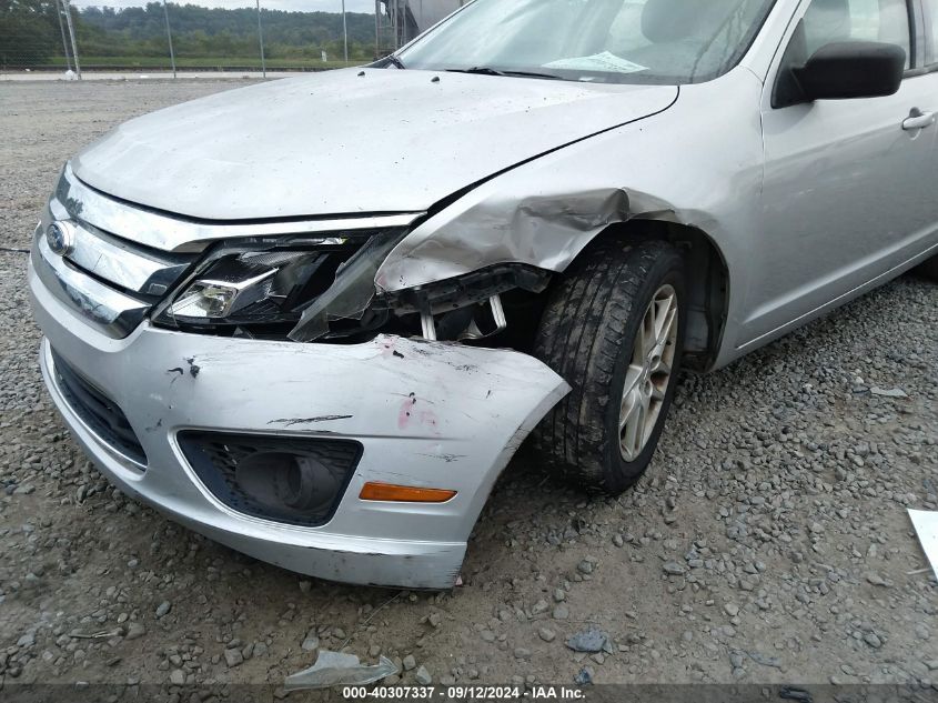 2012 Ford Fusion S VIN: 3FAHP0GA9CR119026 Lot: 40307337