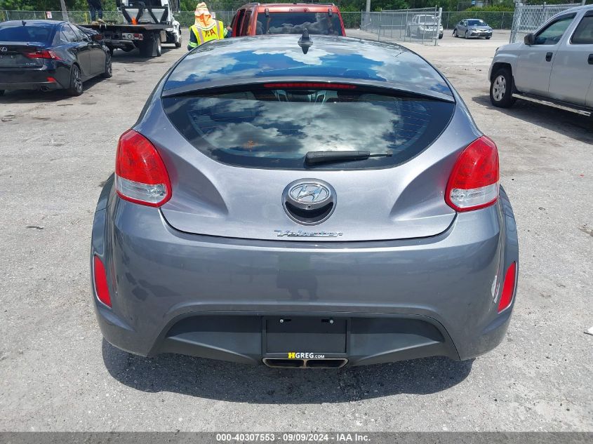 2017 Hyundai Veloster VIN: KMHTC6AD7HU321705 Lot: 40307553