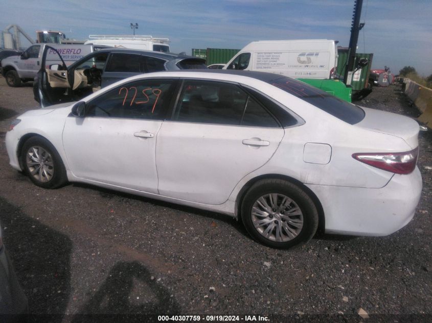 2015 Toyota Camry Hybrid Le VIN: 4T1BD1FK2FU145470 Lot: 40307759