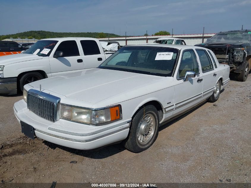 1993 Lincoln Town Car Signature/Jack Nicklaus VIN: 1LNLM82W5PY776228 Lot: 40307886