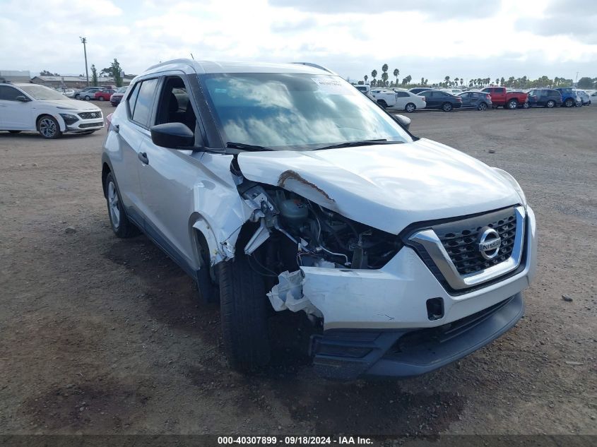 2018 Nissan Kicks S VIN: 3N1CP5CU3JL520429 Lot: 40307899