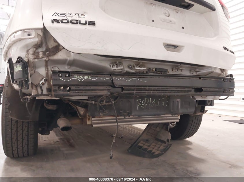 VIN 5N1AT2MV1JC760205 2018 NISSAN ROGUE SV