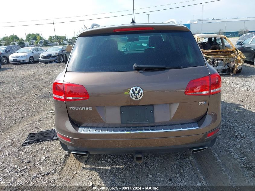 2014 Volkswagen Touareg Tdi Lux VIN: WVGEP9BP8ED008665 Lot: 40308675