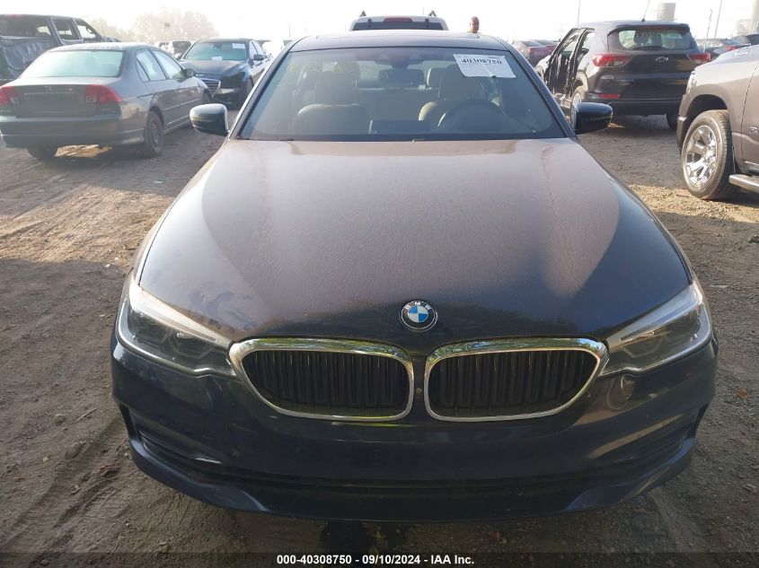 WBAJE7C35HG888216 2017 BMW 540I Xi