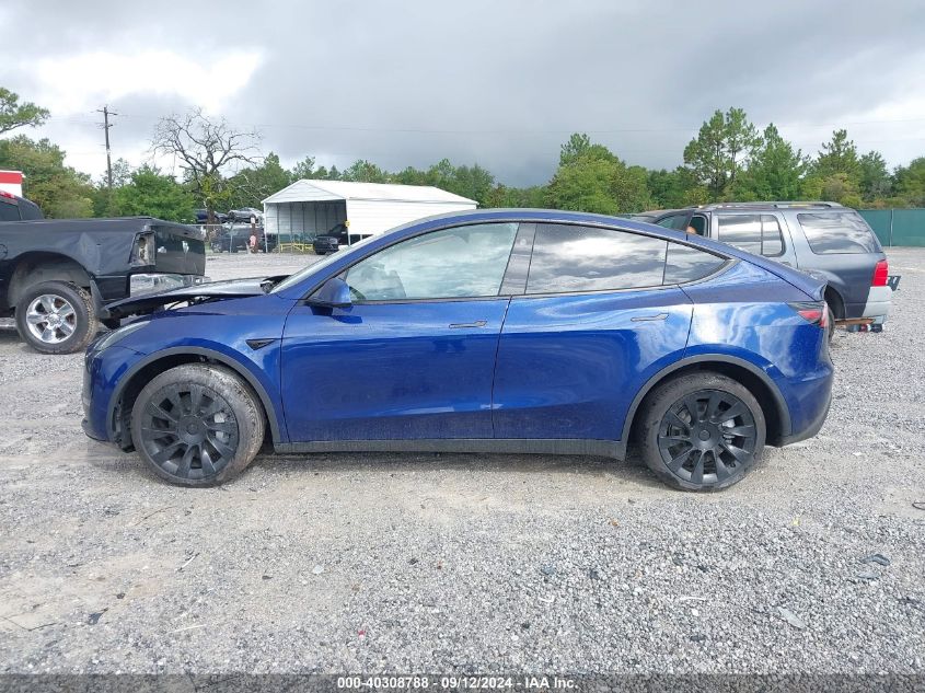 2024 Tesla Model Y VIN: 7SAYGDED6RF091083 Lot: 40308788