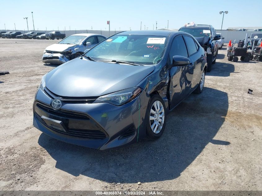 5YFBURHE1HP667582 2017 TOYOTA COROLLA - Image 2