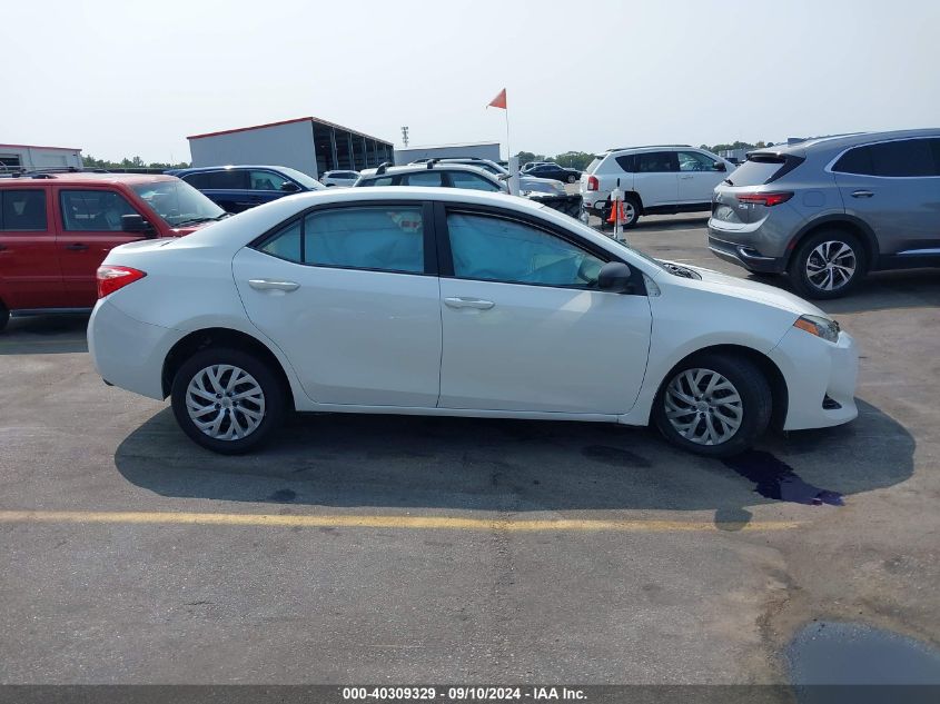 2018 Toyota Corolla Le VIN: 5YFBURHE0JP789582 Lot: 40309329