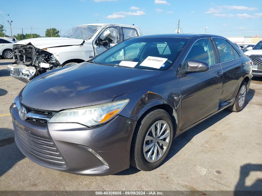 4T4BF1FK9FR452263 2015 TOYOTA CAMRY - Image 2