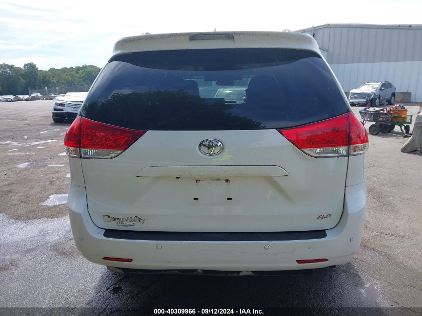 5TDYK3DC8DS314940 2013 Toyota Sienna Xle V6 8 Passenger