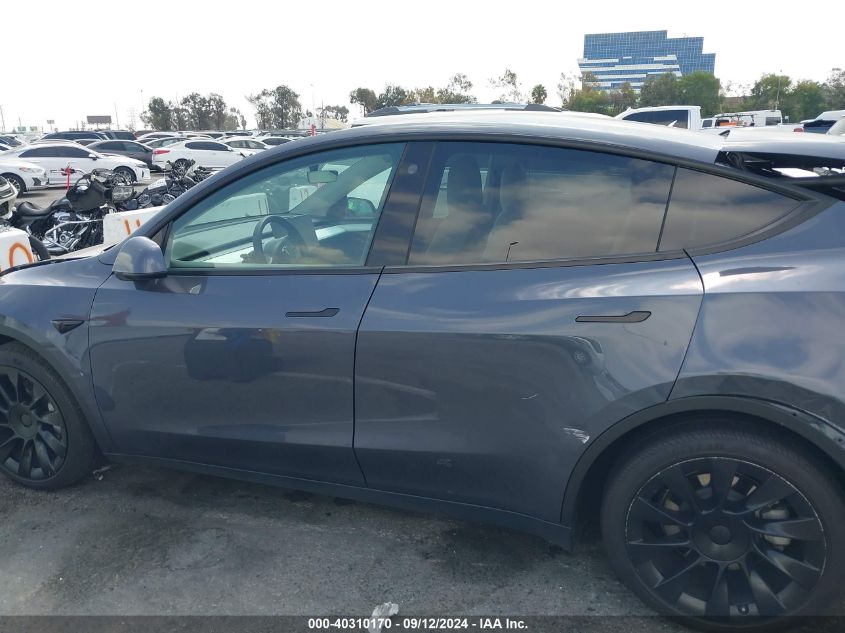 2023 Tesla Model Y VIN: 7SAYGAEE9PF641638 Lot: 40310170