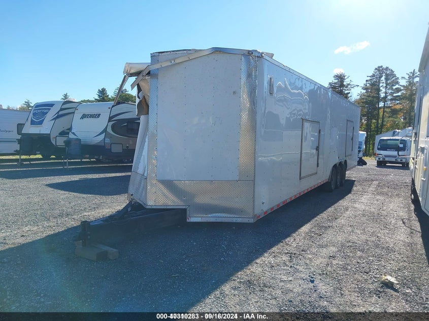 2022 Freedom Trailer white null null 5WKBE3635N1074281 photo #3