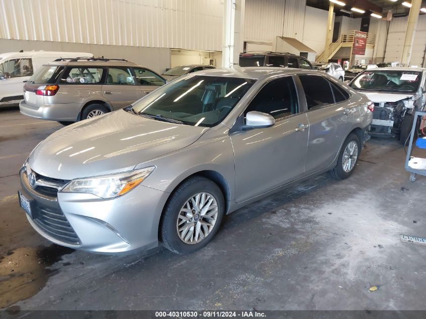 4T1BF1FK3GU225825 2016 TOYOTA CAMRY - Image 2