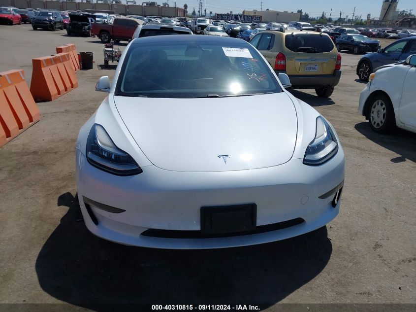 2018 Tesla Model 3 Long Range/Mid Range VIN: 5YJ3E1EA8JF062383 Lot: 40310815