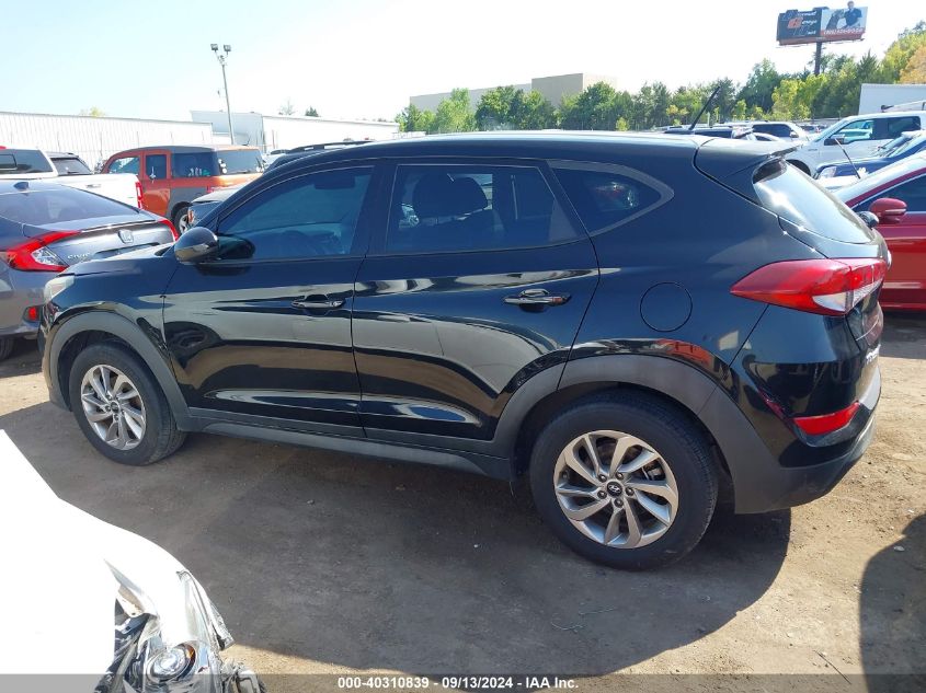 KM8J23A42HU329381 2017 Hyundai Tucson Se