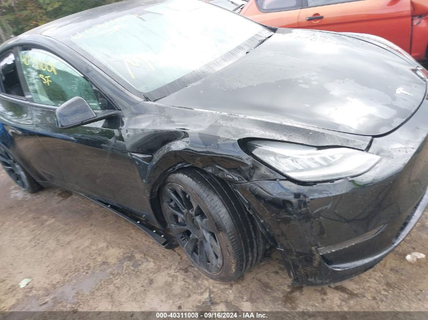 7SAYGDEE8NF429568 2022 Tesla Model Y