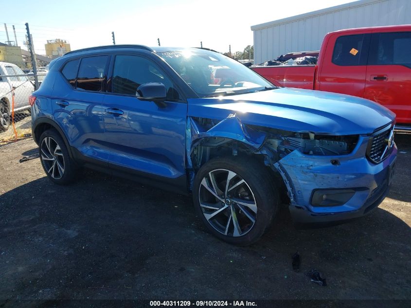 2021 Volvo Xc40 T5 R-Design VIN: YV4162UM5M2460256 Lot: 40311209