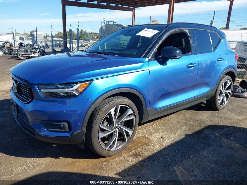 2021 Volvo Xc40 T5 R-Design VIN: YV4162UM5M2460256 Lot: 40311209