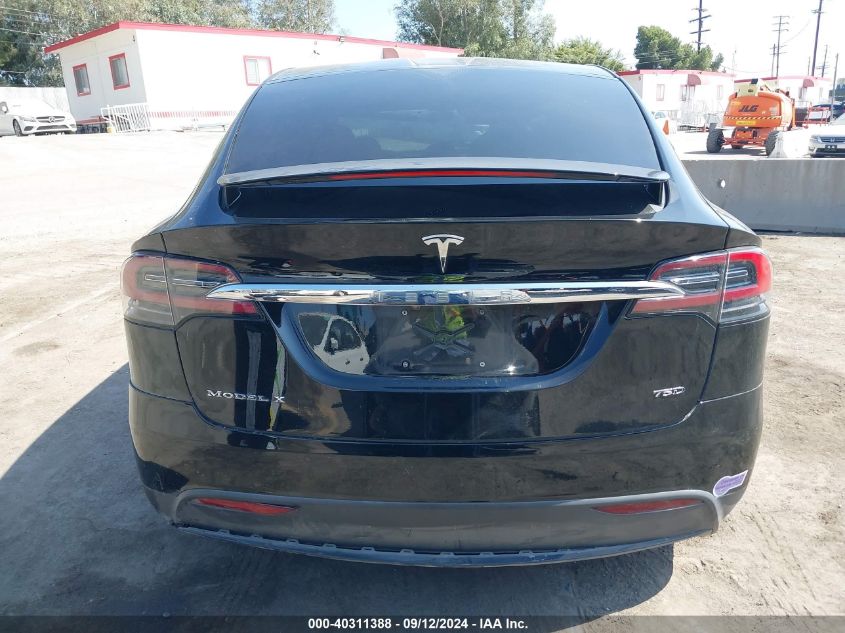 2018 Tesla Model X 100D/75D/P100D VIN: 5YJXCDE25JF123500 Lot: 40311388