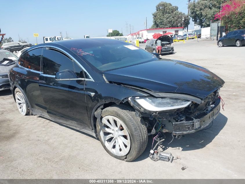 5YJXCDE25JF123500 2018 TESLA MODEL X - Image 1