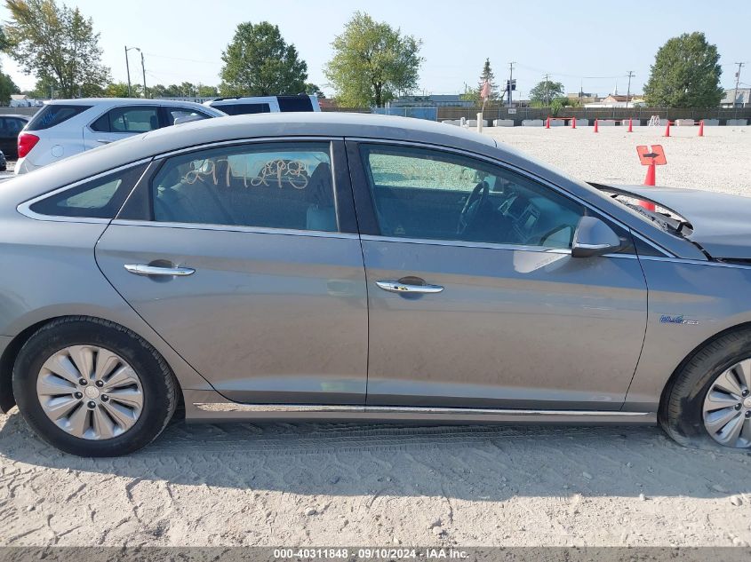 2017 Hyundai Sonata Hybrid/Se VIN: KMHE24L1XHA060106 Lot: 40311848