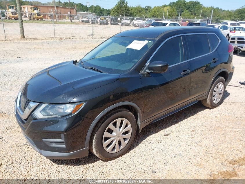 5N1AT2MT1HC892387 2017 NISSAN ROGUE - Image 2