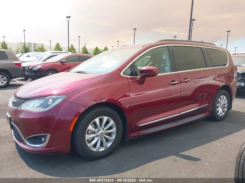 2017 Chrysler Pacifica Touring L VIN: 2C4RC1BG7HR636155 Lot: 40312433