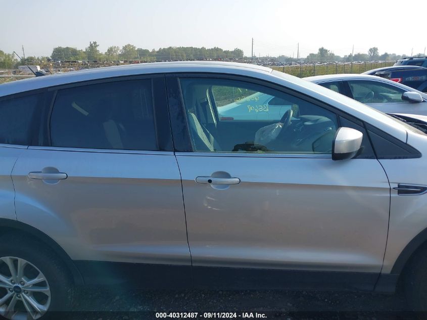 2019 FORD ESCAPE SE - 1FMCU9GD8KUB56017