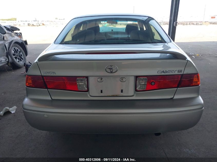 2000 Toyota Camry Le VIN: JT2BG22K4Y0451659 Lot: 40312806