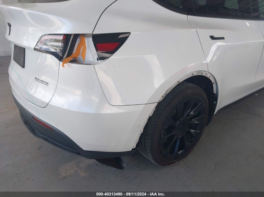 2021 Tesla Model Y Long Range Dual Motor All-Wheel Drive VIN: 5YJYGDEE6MF111864 Lot: 40313490