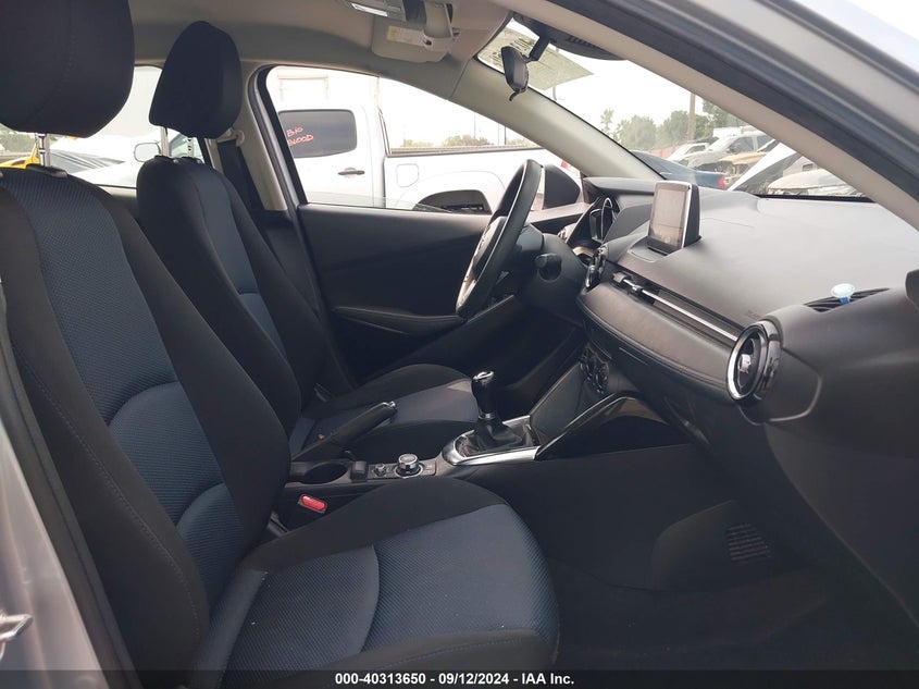 VIN 3MYDLBYV0JY315765 2018 TOYOTA YARIS IA