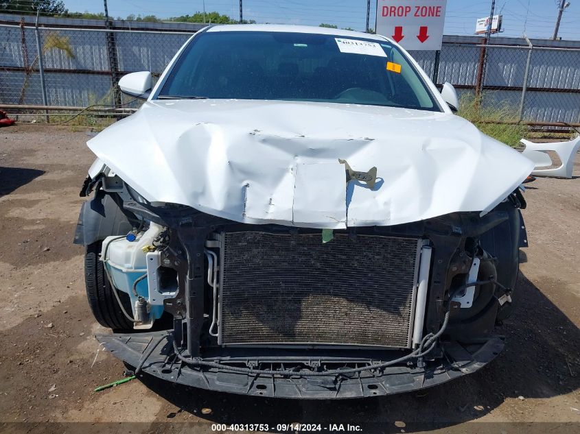 2018 HYUNDAI ELANTRA SE VIN: 5NPD74LF5JH399674
