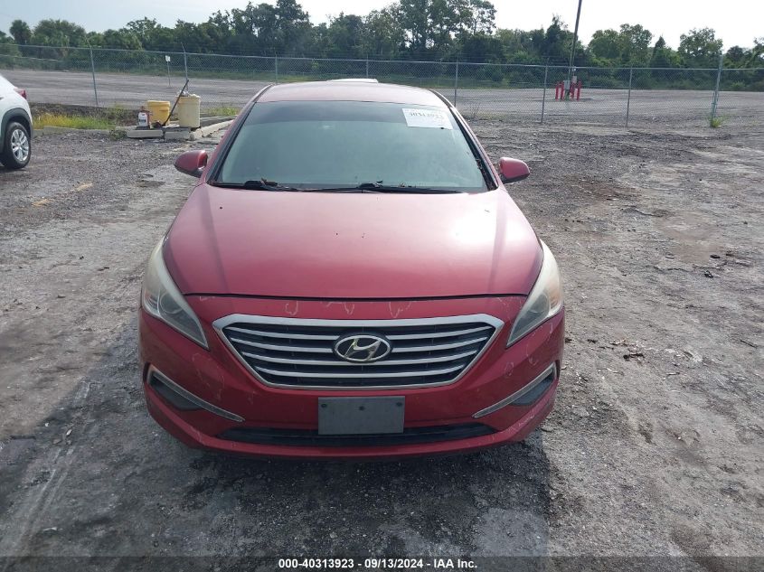 2015 Hyundai Sonata Se VIN: 5NPE24AF3FH117965 Lot: 40313923