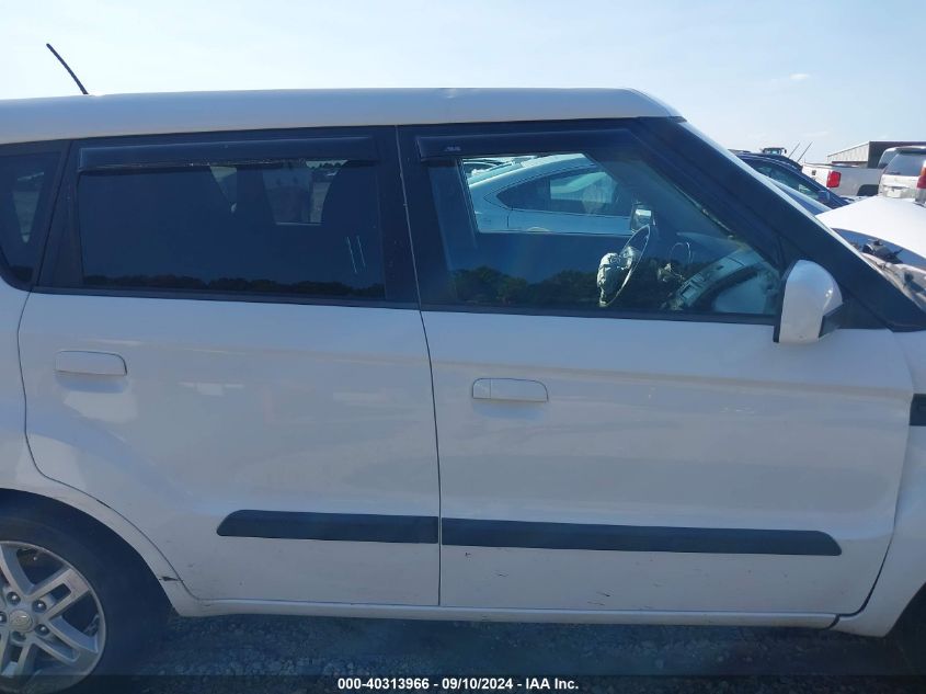 2010 Kia Soul +/!/Sport VIN: KNDJT2A23A7139295 Lot: 40313966