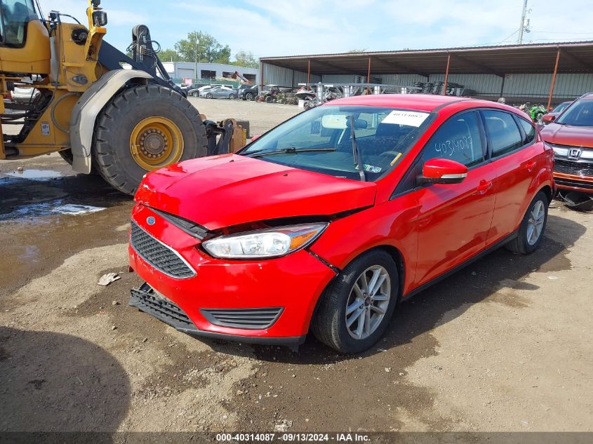 1FADP3K27HL272803 2017 FORD FOCUS - Image 2