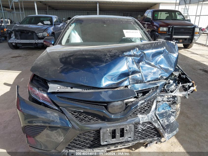 4T1B11HK1JU609072 2018 Toyota Camry Se