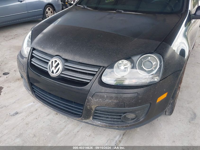 2008 Volkswagen Gti 2-Door VIN: WVWFV71K88W101803 Lot: 40314626