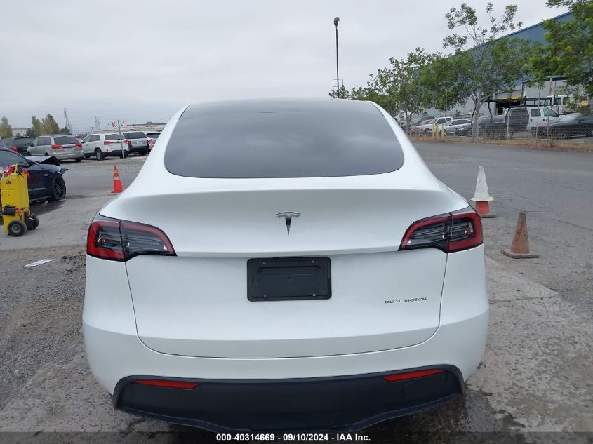 7SAYGDEE0PF749275 2023 TESLA MODEL Y - Image 17