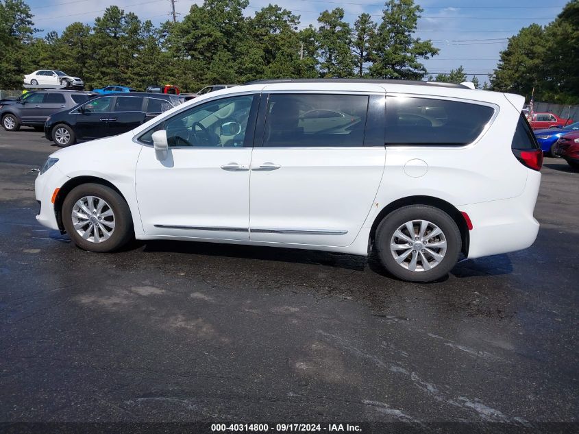 2017 Chrysler Pacifica Touring-L VIN: 2C4RC1BG0HR771784 Lot: 40314800