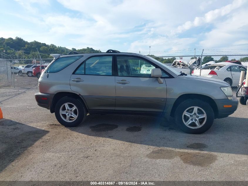 2002 Lexus Rx300-V6 VIN: JJTJHF10U72028354 Lot: 40314867