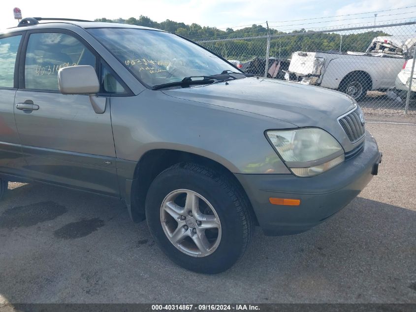 2002 Lexus Rx300-V6 VIN: JJTJHF10U72028354 Lot: 40314867