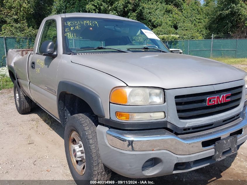 2005 GMC Sierra 2500Hd Work Truck VIN: 1GTHK24U35E334216 Lot: 40314969